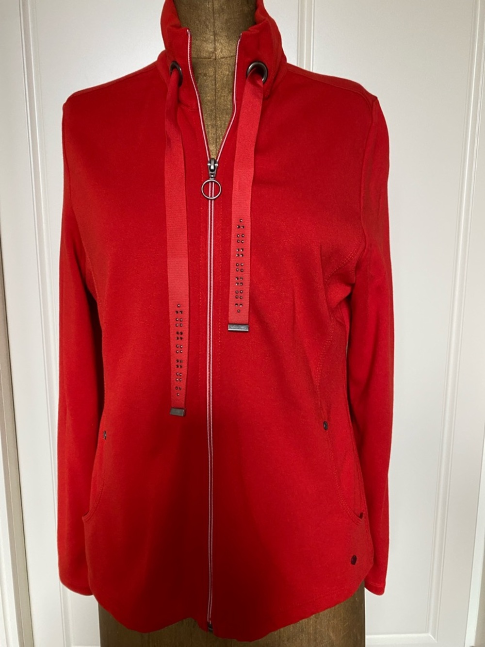 Women’s Red Zip-Front Jacket with Drawstring Collar